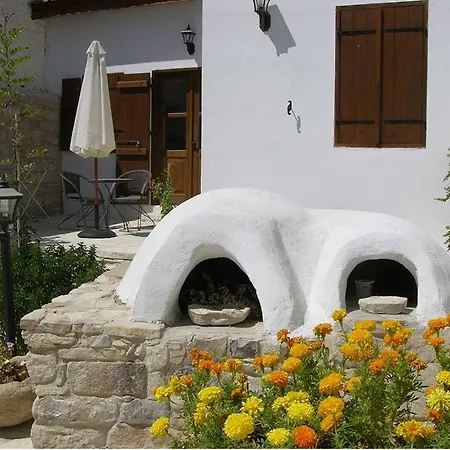Inn Avalon Village