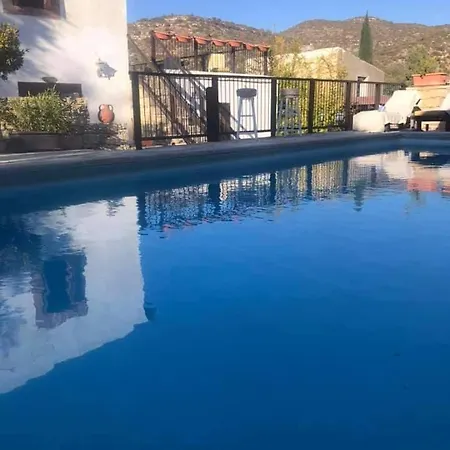 Avalon Village Inn 3*