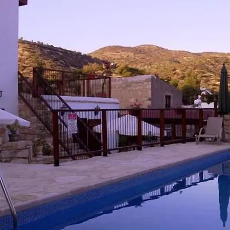 Avalon Traditional Village * Limasol