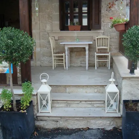 Avalon Traditional Village בית כפרי