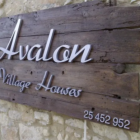 Avalon Traditional Village בית כפרי לימסול