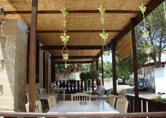 Avalon Traditional Village カントリーハウス