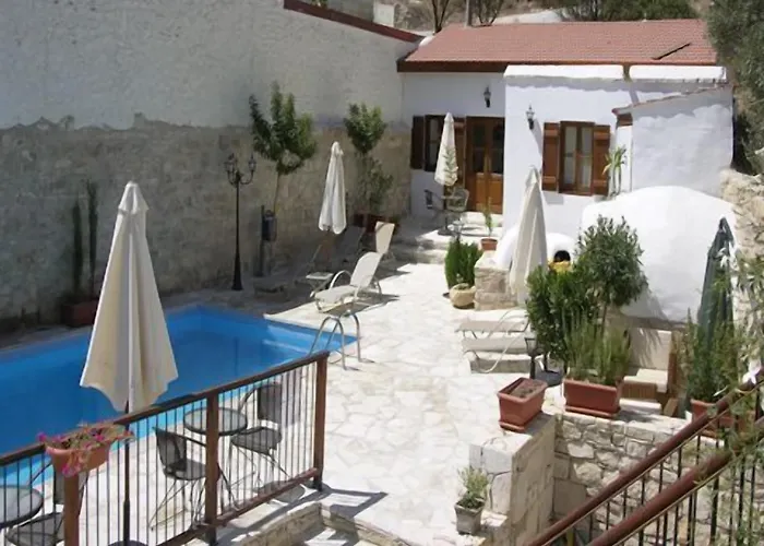 Avalon Traditional Village カントリーハウス リマソール