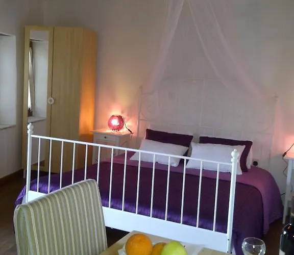 Avalon Traditional Village カントリーハウス