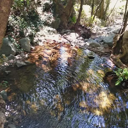 Avalon Traditional Village Casa di campagna *