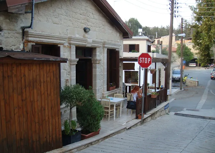 Avalon Traditional Village Casa di campagna *